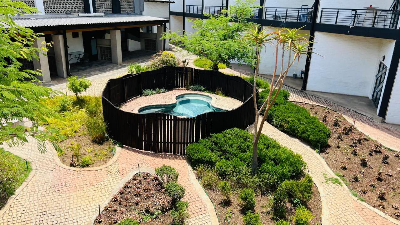 City Living Apartment 119 - Washer, 4K Tv, Fast Wifi, & Sunny Balcony Johannesburg Ngoại thất bức ảnh