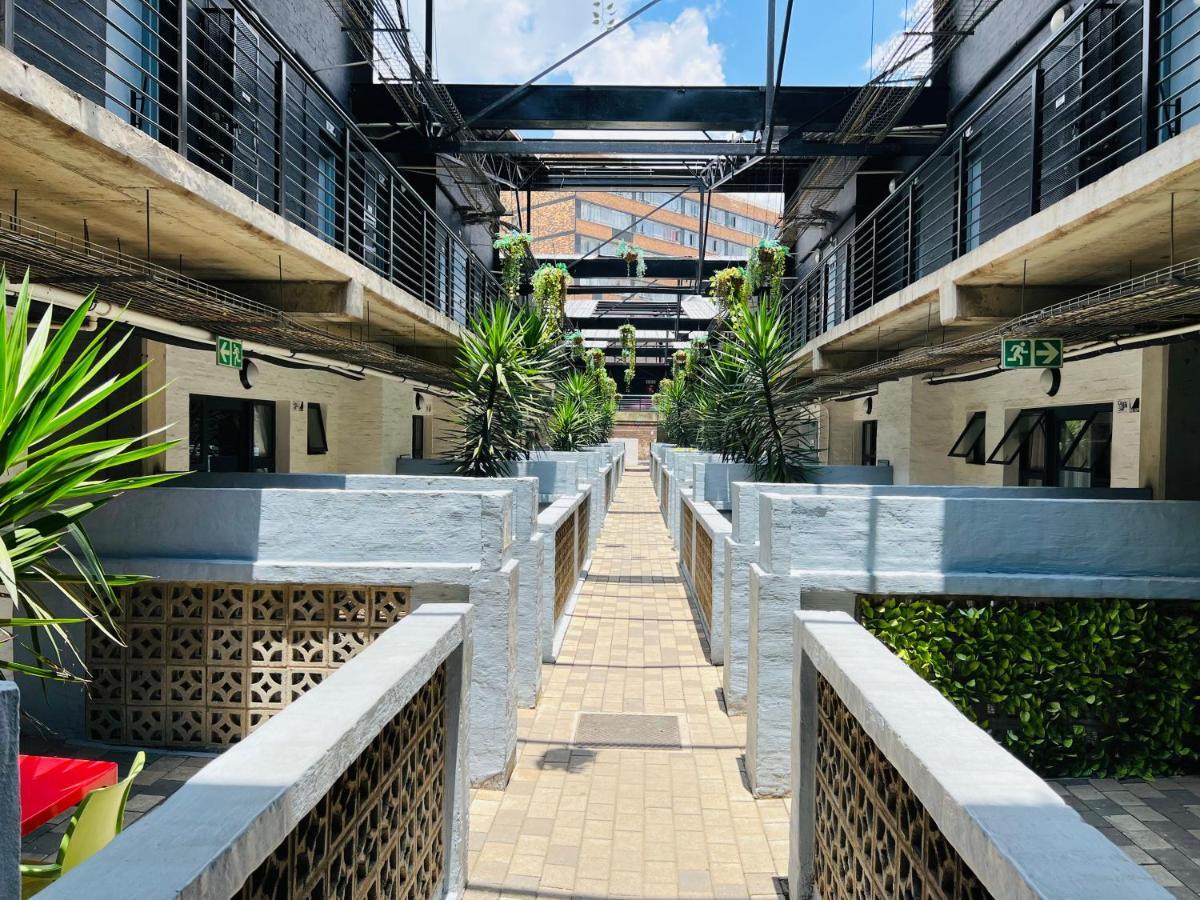 City Living Apartment 119 - Washer, 4K Tv, Fast Wifi, & Sunny Balcony Johannesburg Ngoại thất bức ảnh